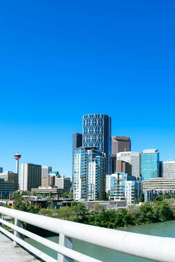 25 minutes from downtown Calgary.